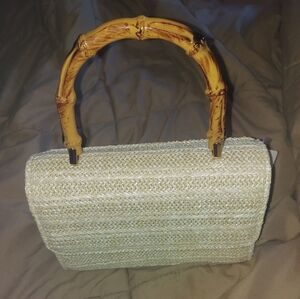 Straw clutch purse